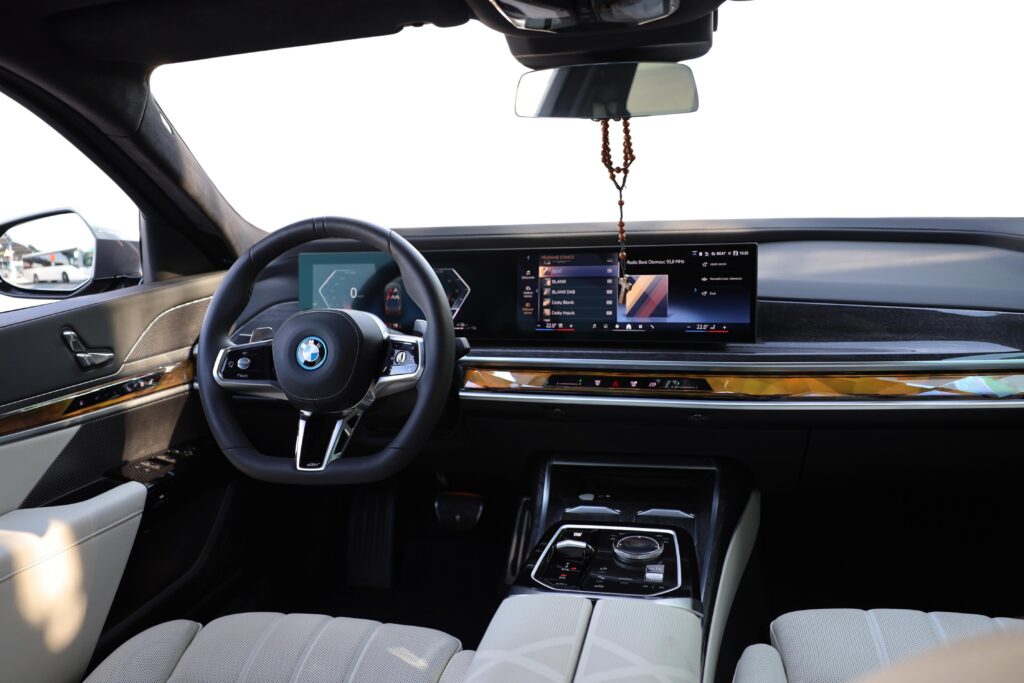 BMW 750e xDrive
