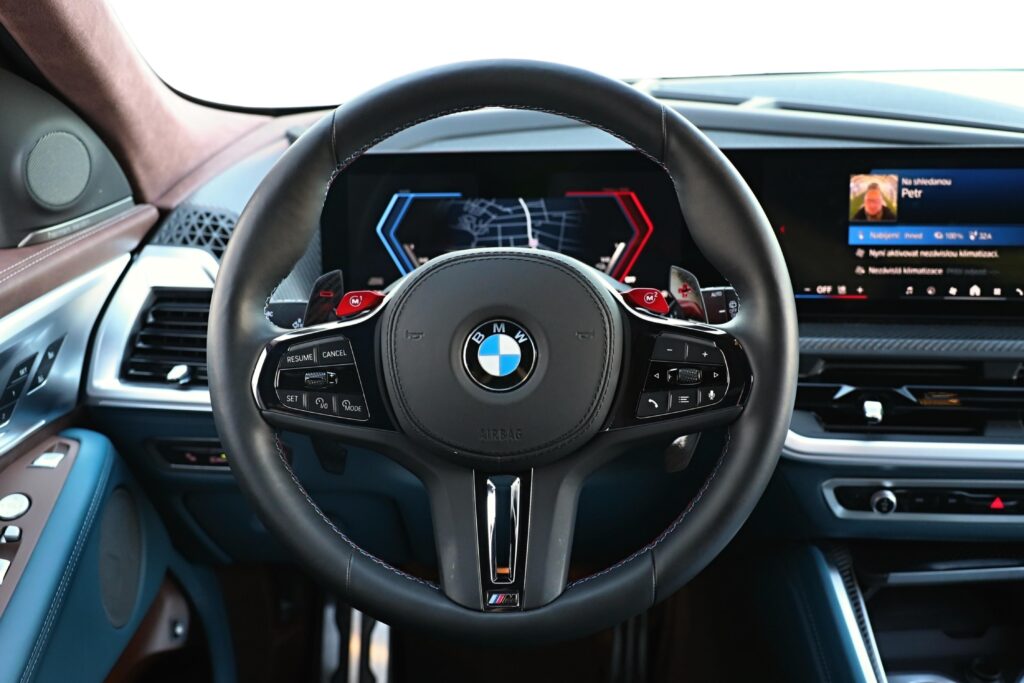 BMW XM
