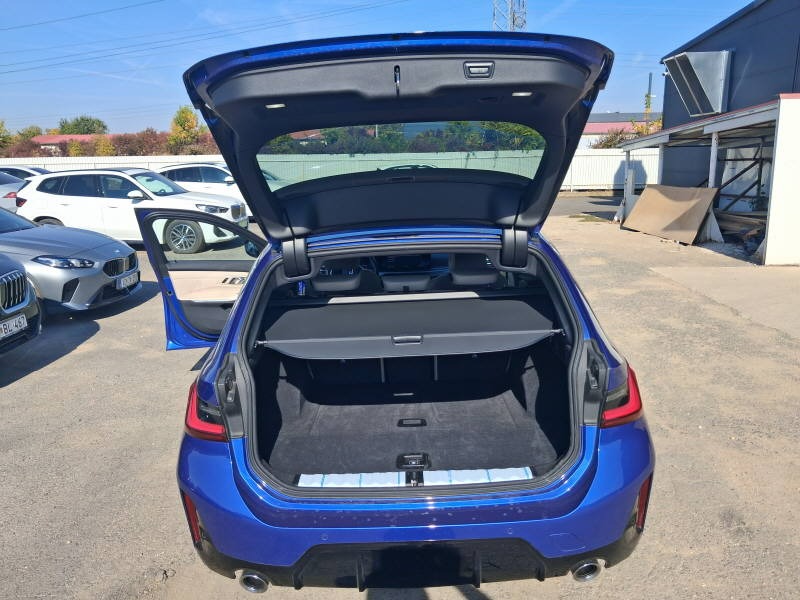 BMW 330d xDrive Touring