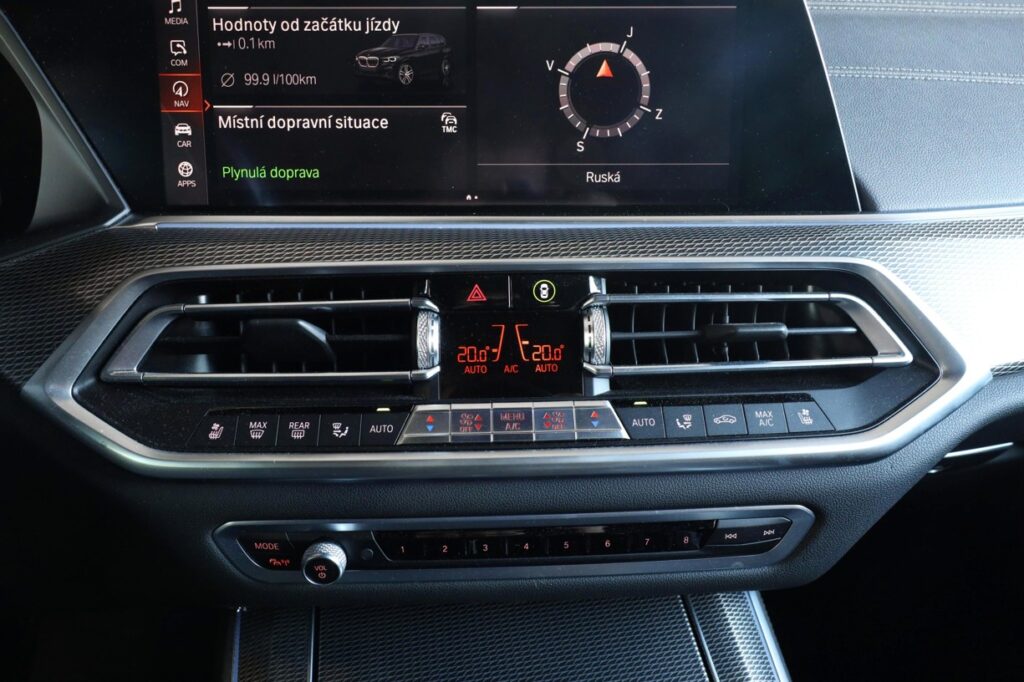 BMW X5 M50d