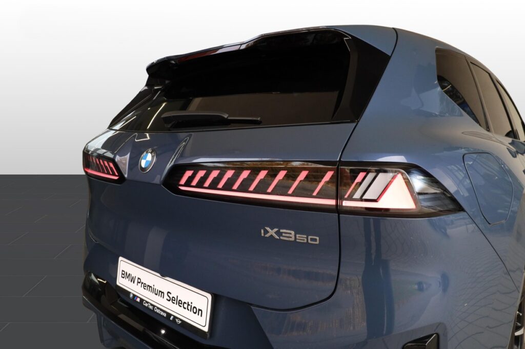 BMW iX3 50 xDrive