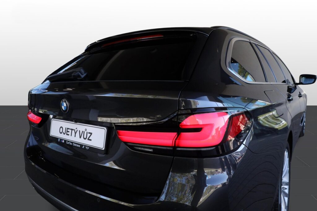 BMW 530d xDrive Touring