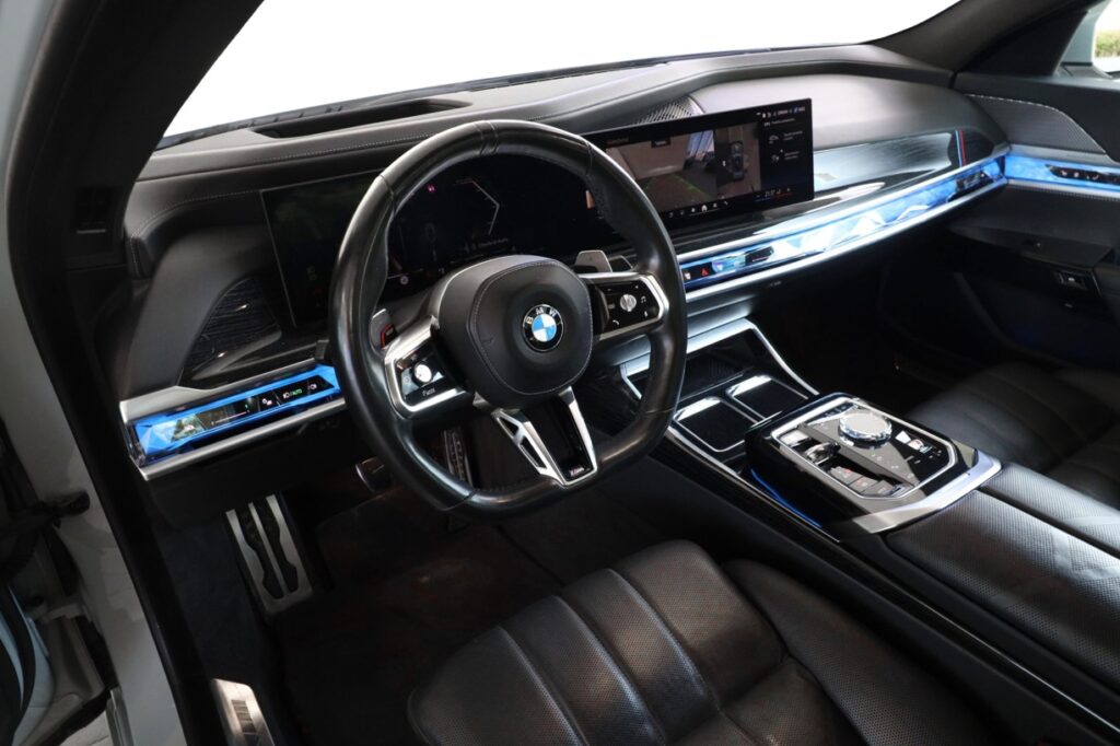 BMW 740d xDrive Sedan