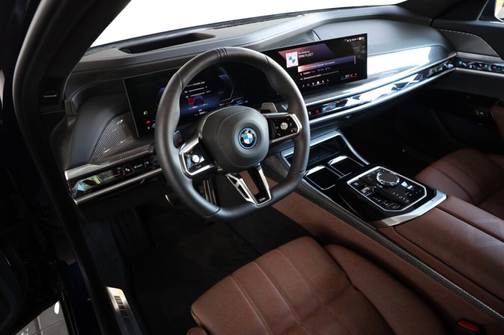 BMW 750e xDrive