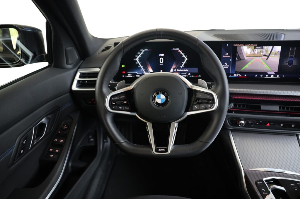 BMW 330i xDrive Touring