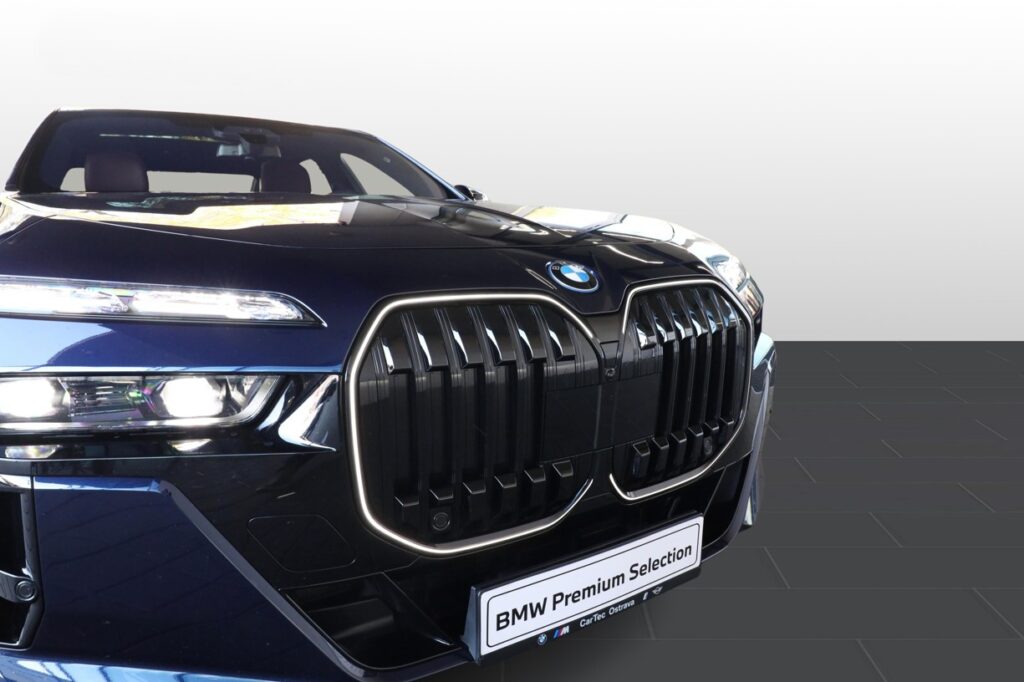 BMW 750e xDrive