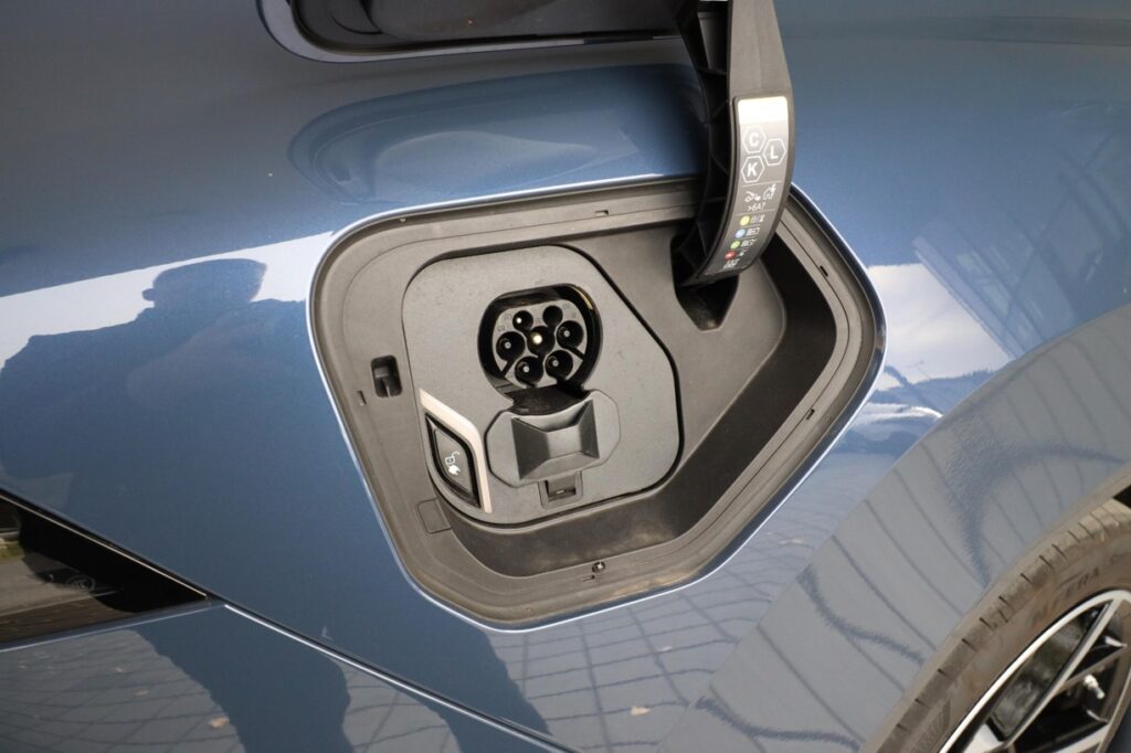 BMW iX3 50 xDrive