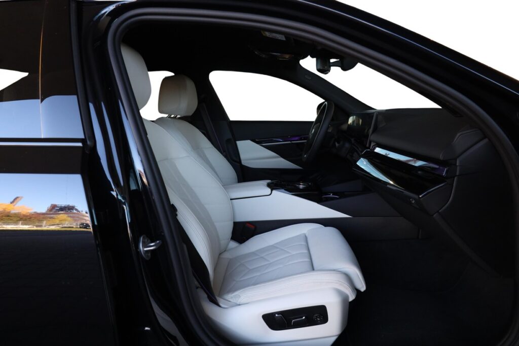 BMW i5 xDrive 40