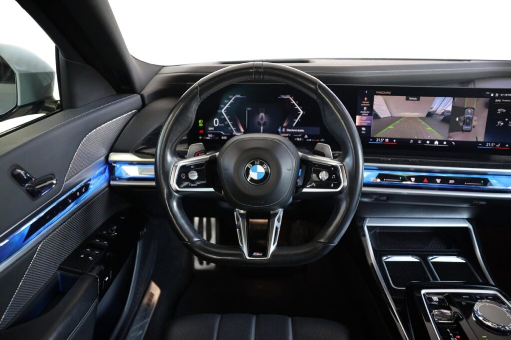 BMW 740d xDrive Sedan