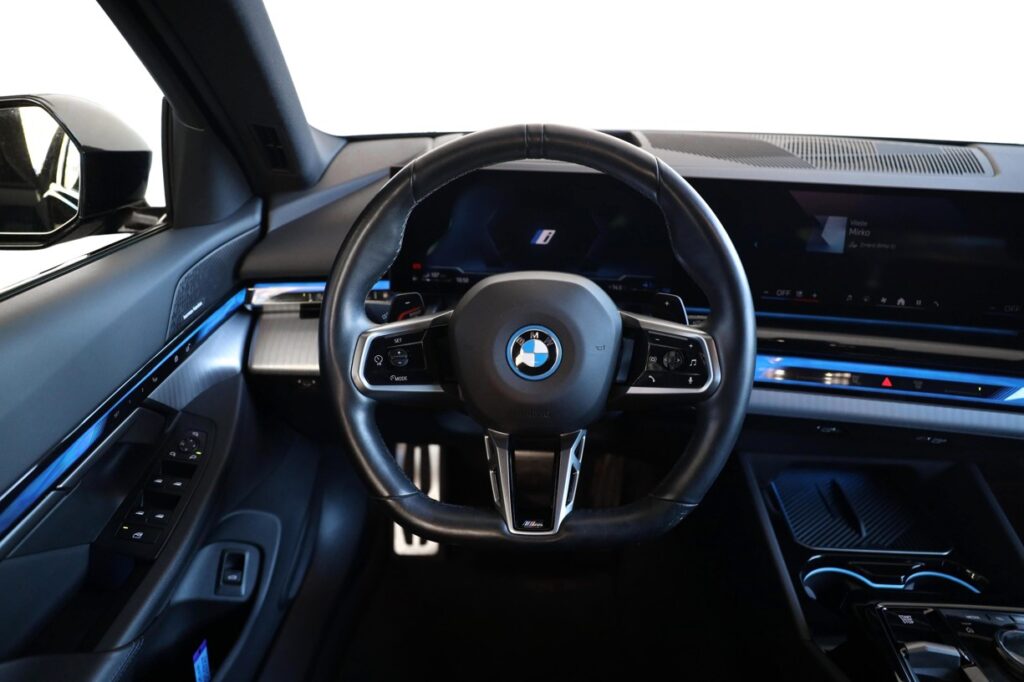 BMW 550e xDrive