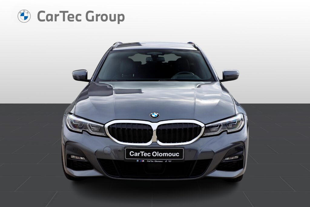 BMW 330e xDrive Touring