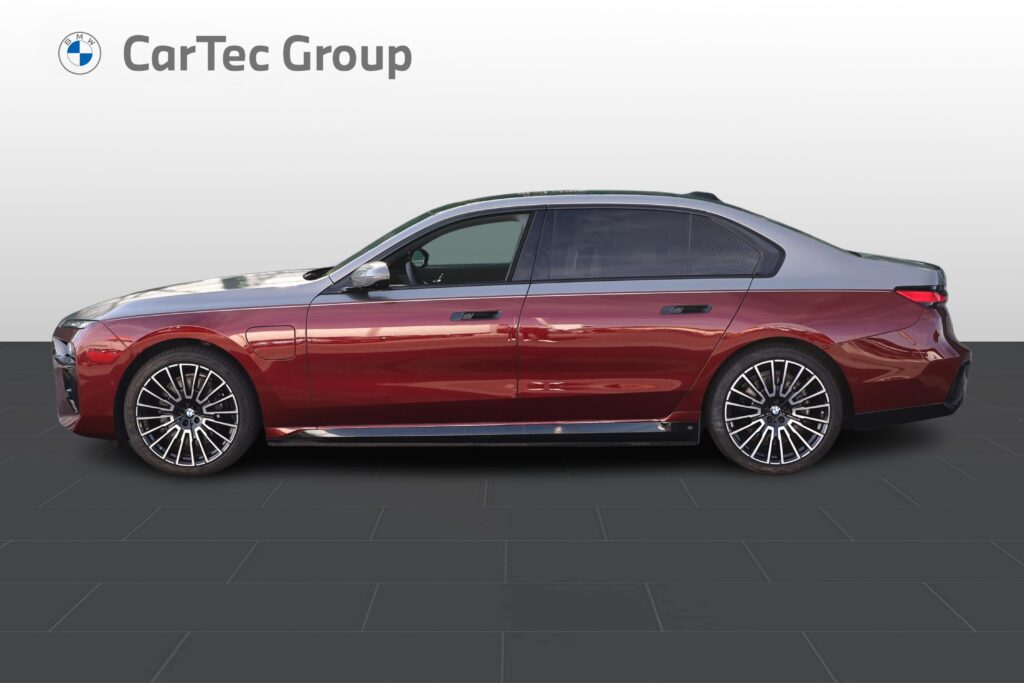BMW 750e xDrive