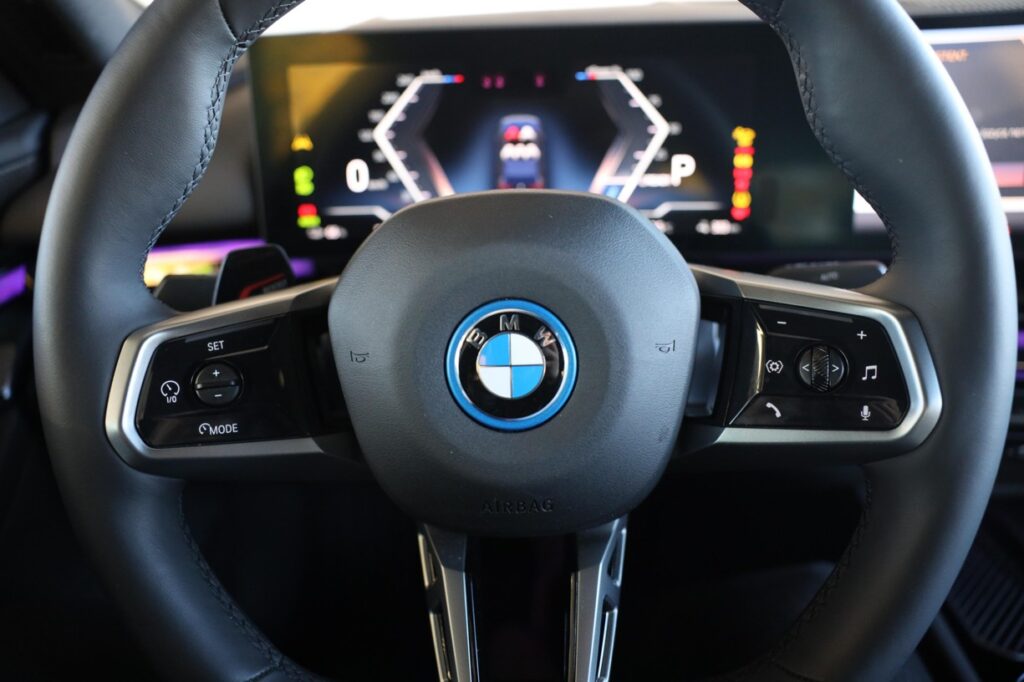 BMW i5 xDrive 40