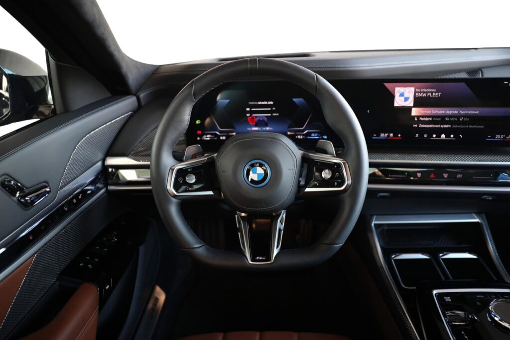 BMW 750e xDrive