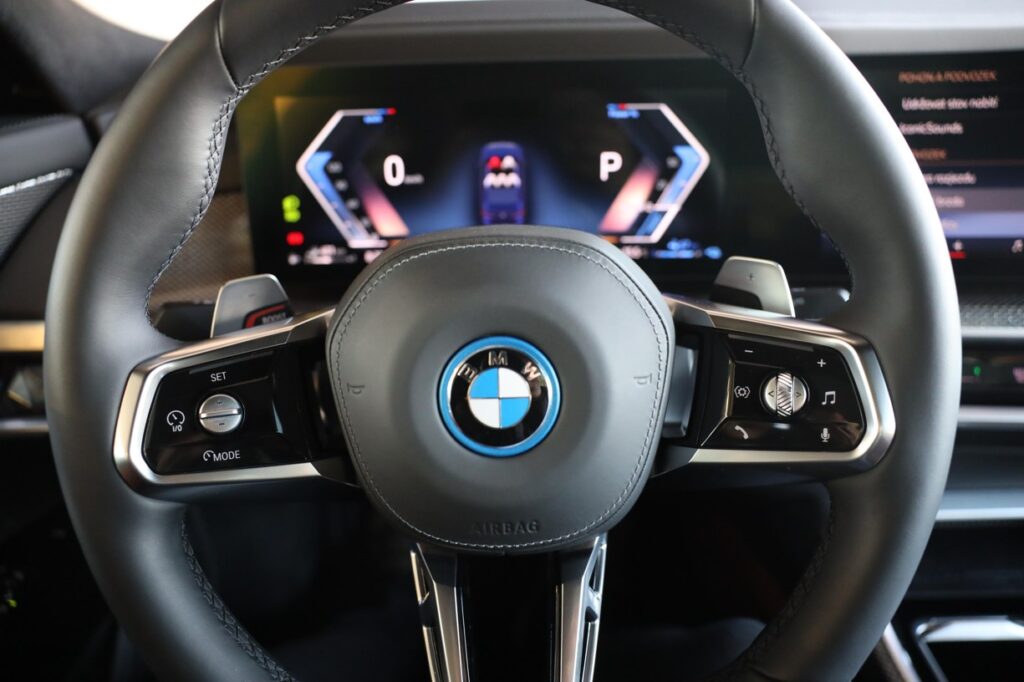 BMW 750e xDrive