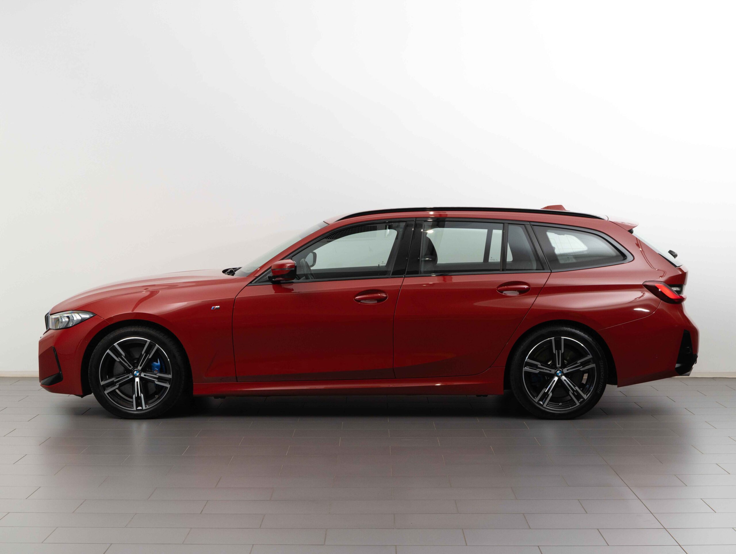BMW 330i Touring