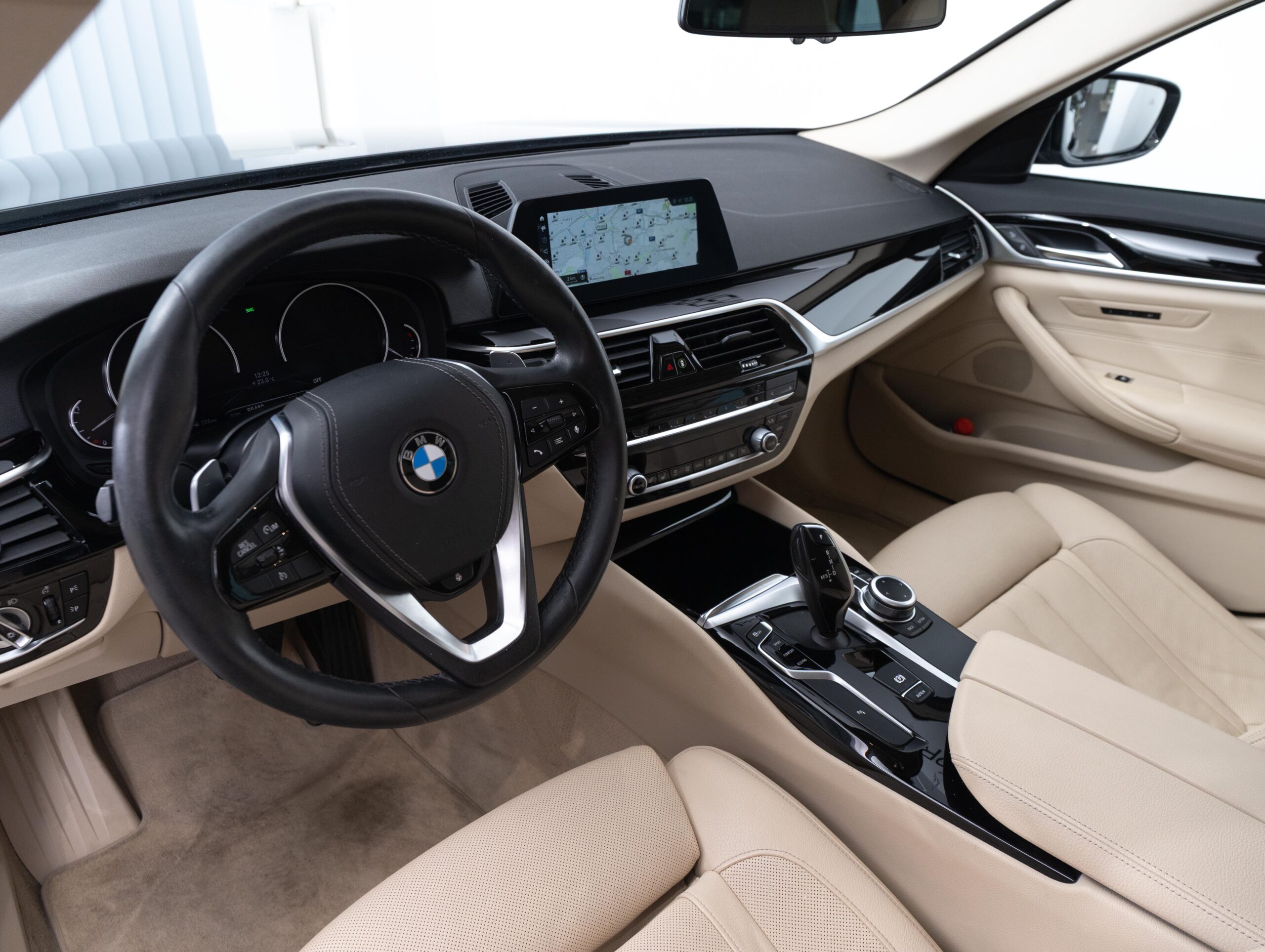 BMW 540i xDrive Touring