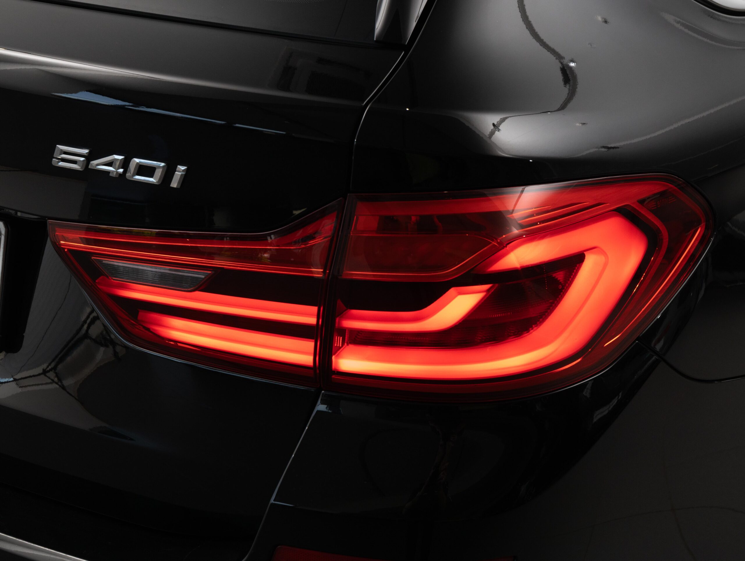 BMW 540i xDrive Touring