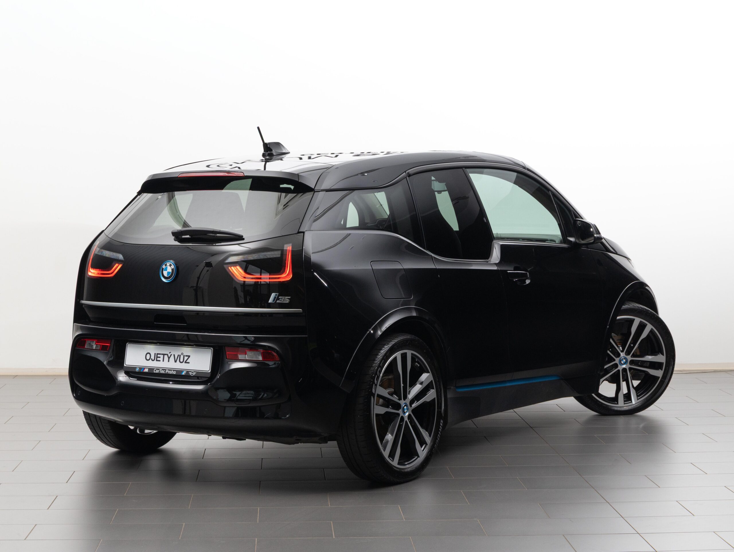 BMW i3s