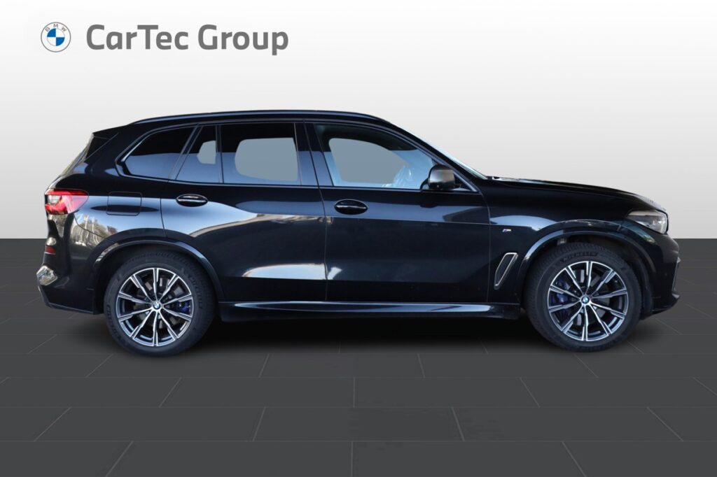 BMW X5 M50d