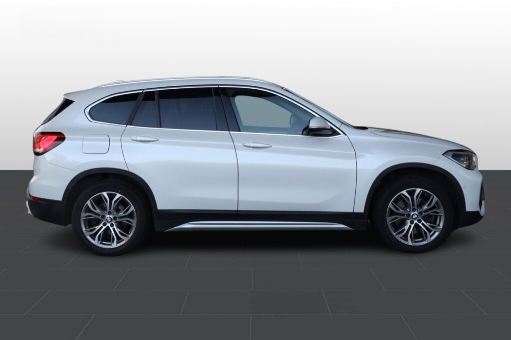 BMW X1 xDrive20i