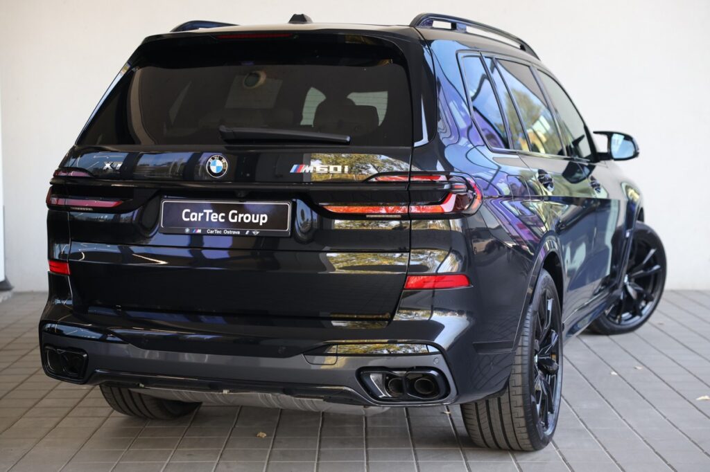 BMW X7 M60i xDrive