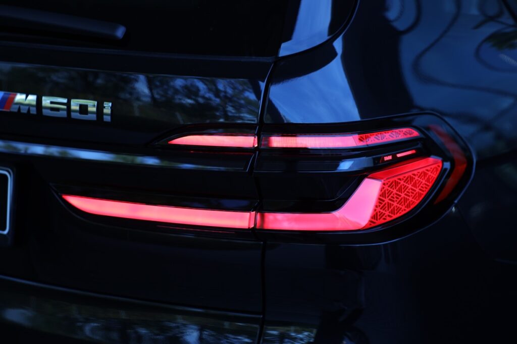 BMW X7 M60i xDrive