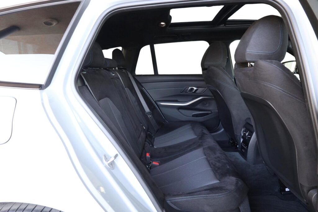 BMW 330d xDrive Touring