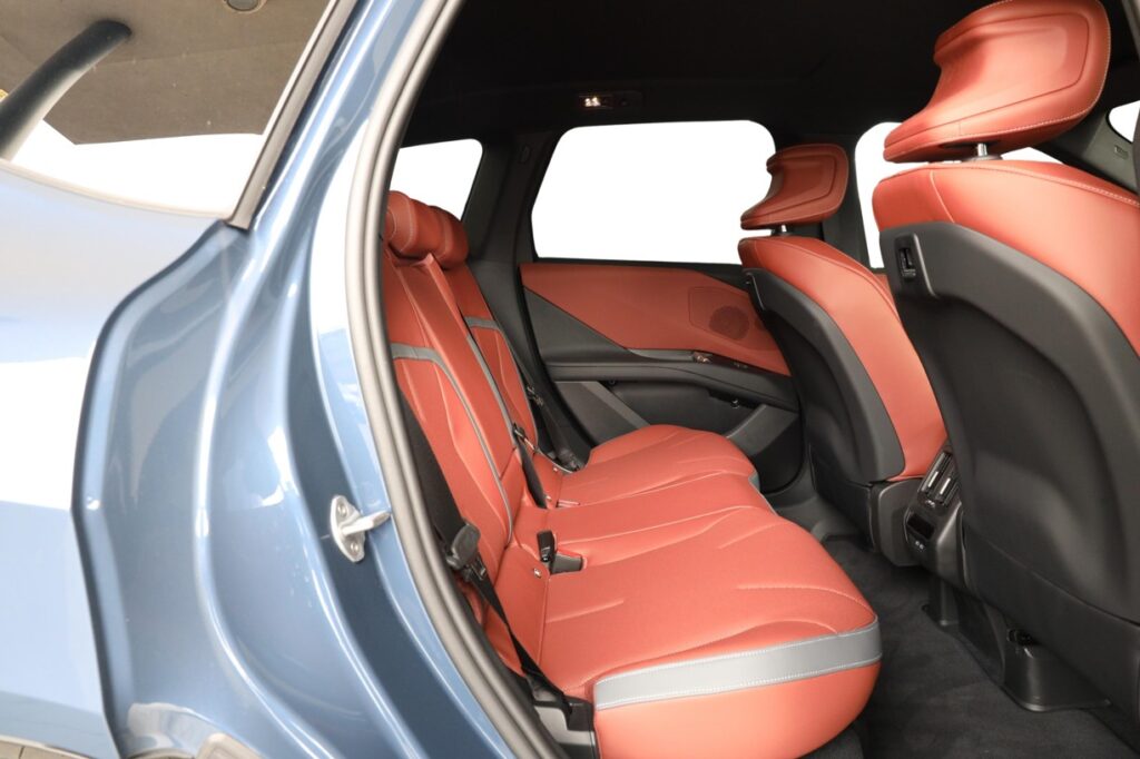 BMW iX3 50 xDrive