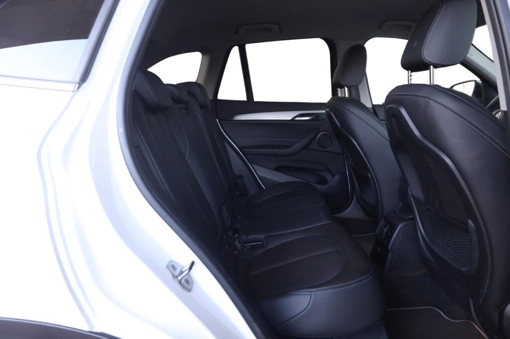 BMW X1 xDrive20i