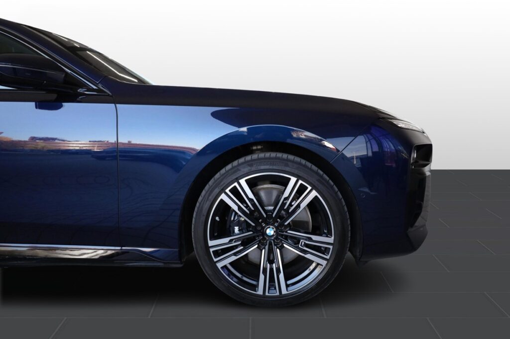 BMW 750e xDrive