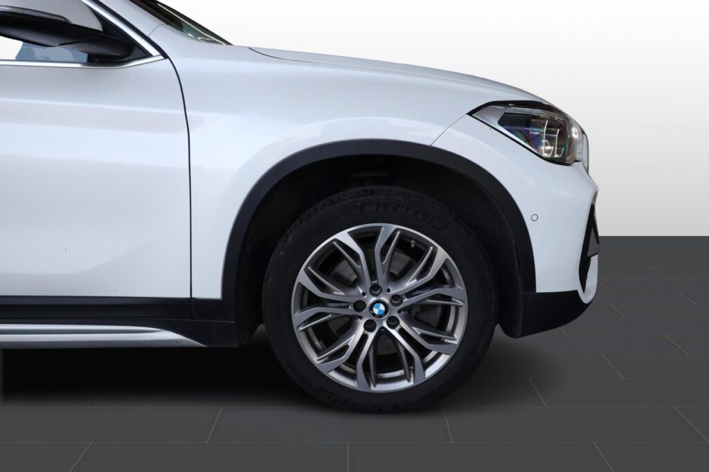 BMW X1 xDrive20i