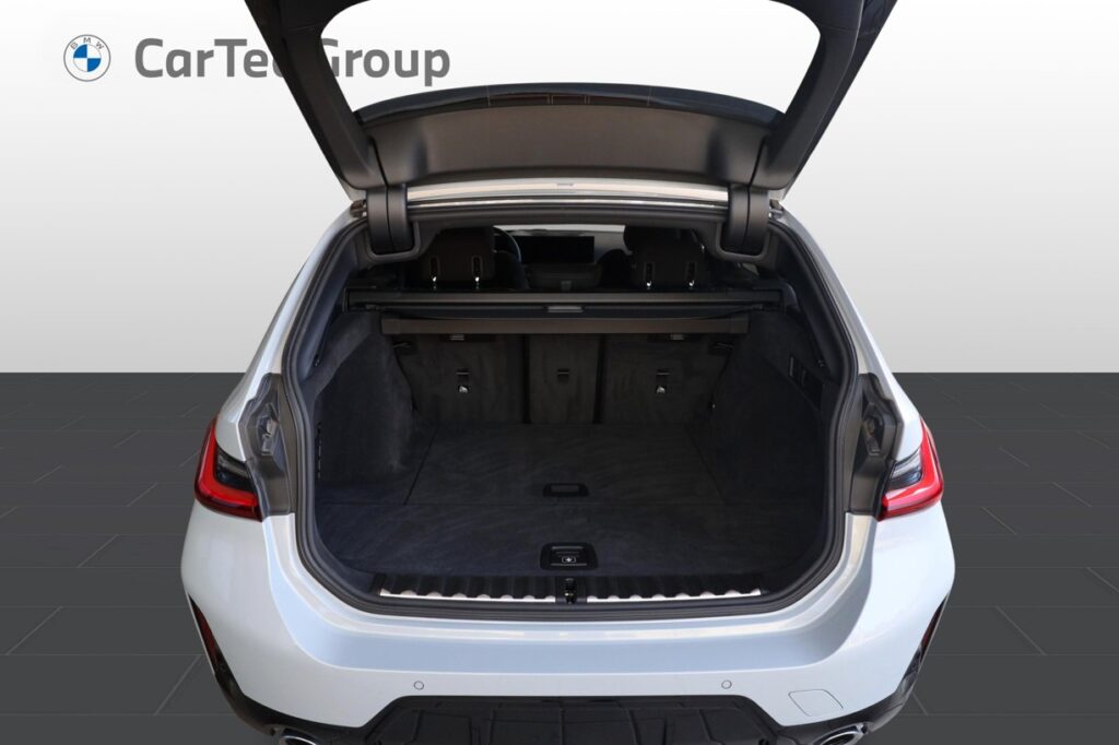 BMW 330d xDrive Touring