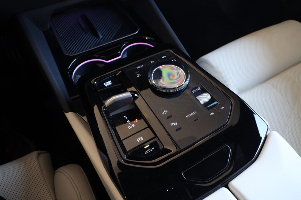 BMW i5 xDrive 40