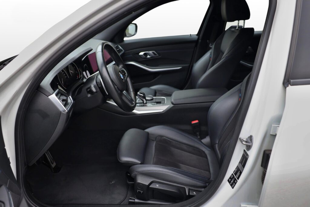 BMW 320d xDrive Touring