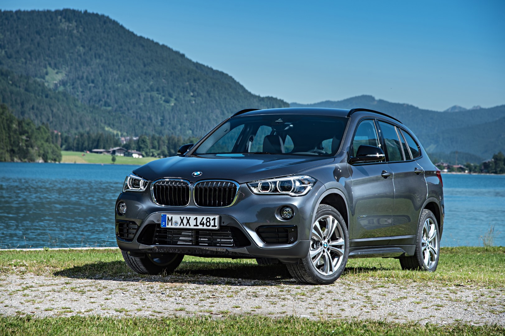 1554707771P90190751-highRes-the-new-bmw-x1-on-lo.jpg