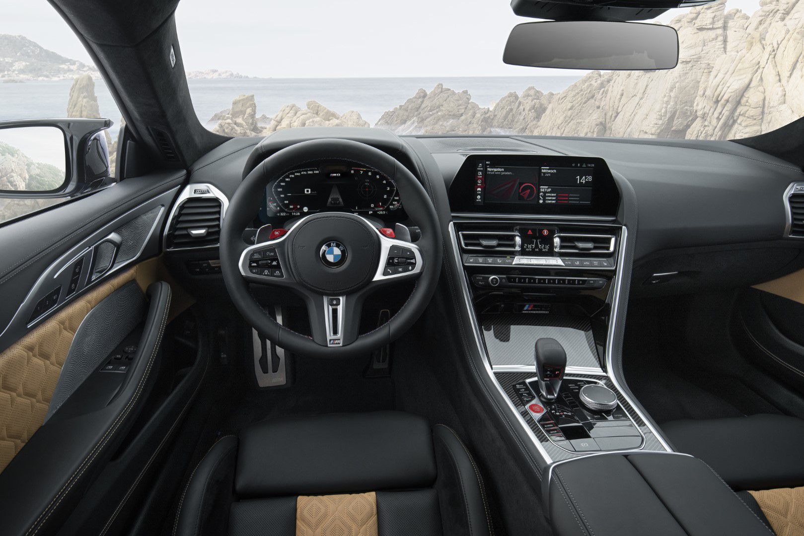1559822854BMW-M8-Competition-Coupe-Interior-10-.jpg