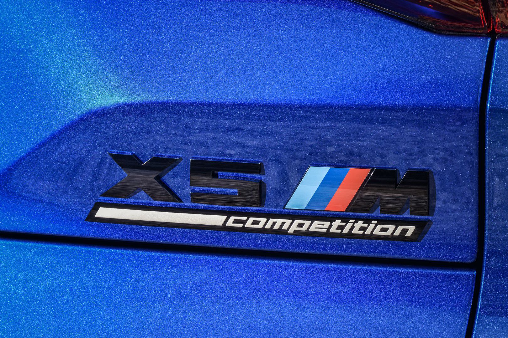 1571839101The-new-BMW-X5-M-and-BMW-X5-M-Competition-CarTec-48-.jpg