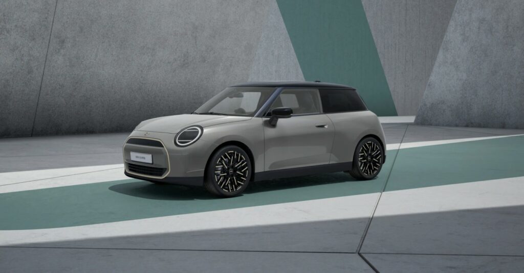 NOVÉ ELEKTRICKÉ MINI COOPER (2023)