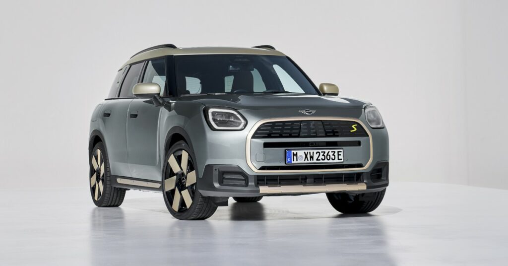 NOVÉ MINI COUNTRYMAN (U25)