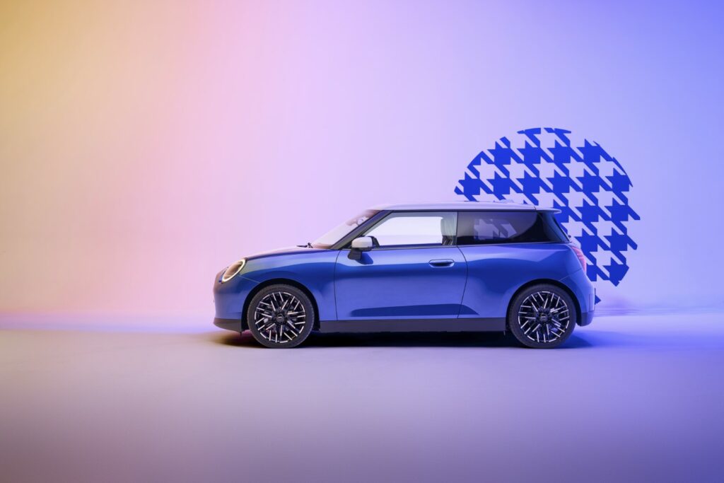 NOVÉ ELEKTRICKÉ MINI COOPER (2023)