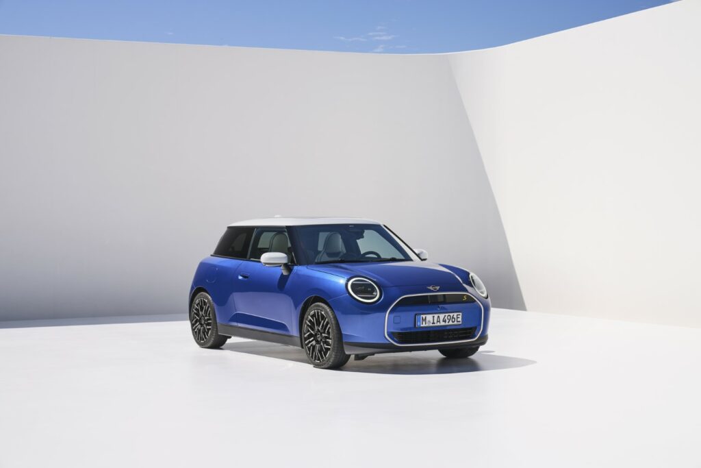 NOVÉ ELEKTRICKÉ MINI COOPER (2023)