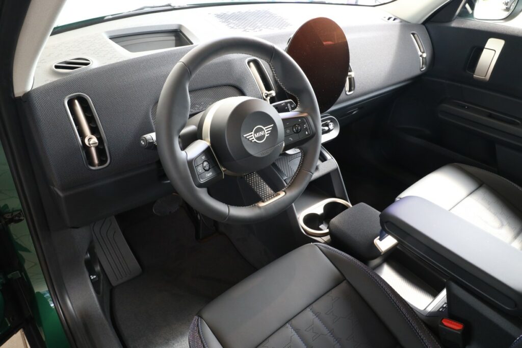 MINI Countryman C