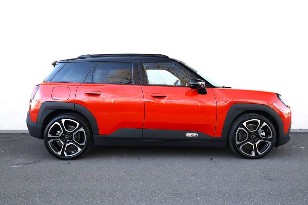 MINI Aceman SE