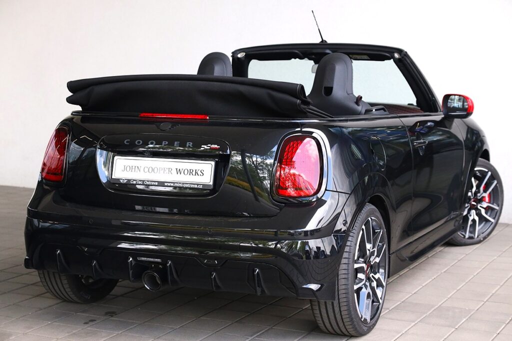 MINI JCW Cabrio