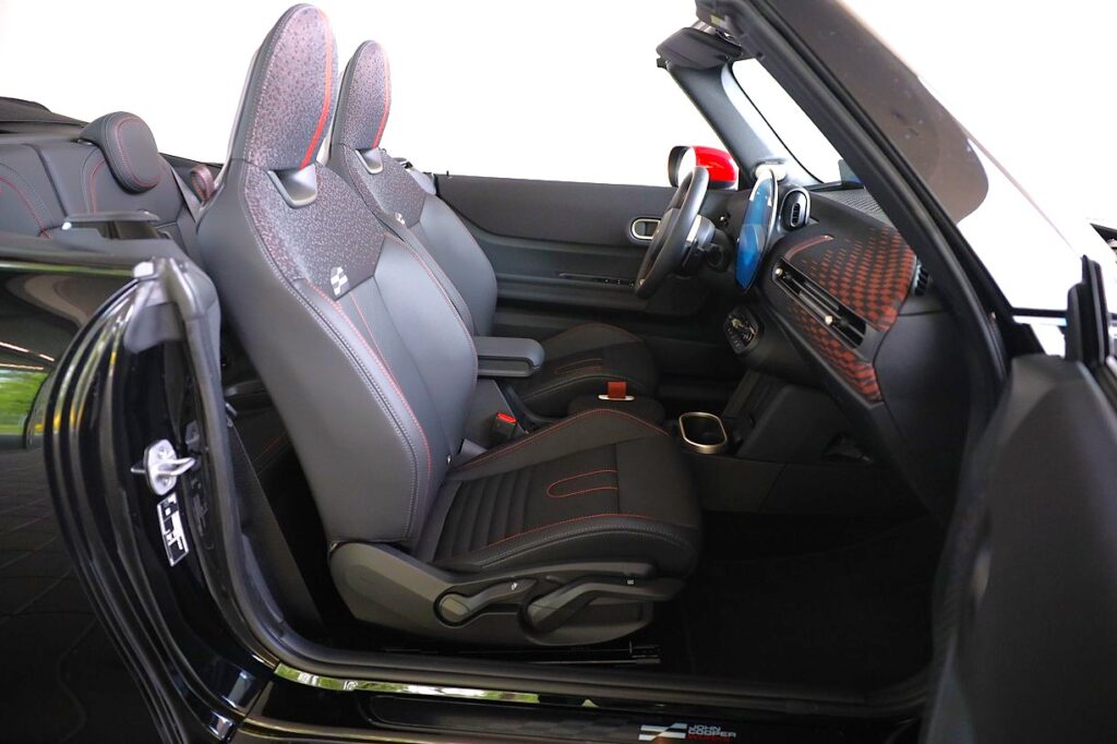 MINI JCW Cabrio
