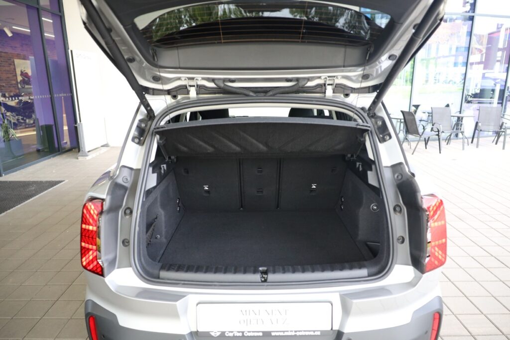 MINI Countryman D