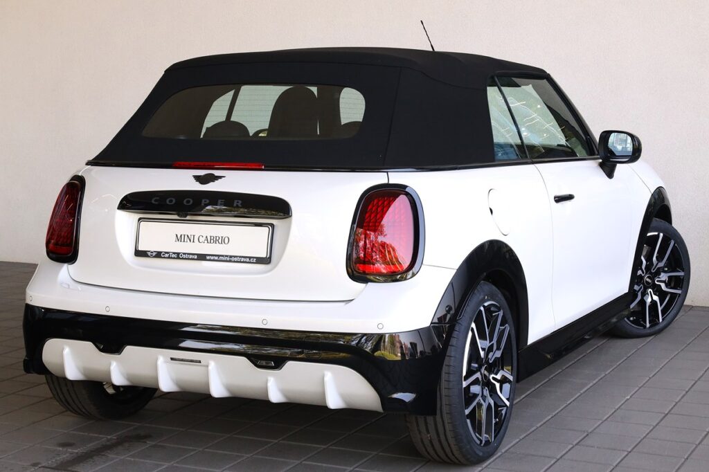 MINI Cooper C Cabrio