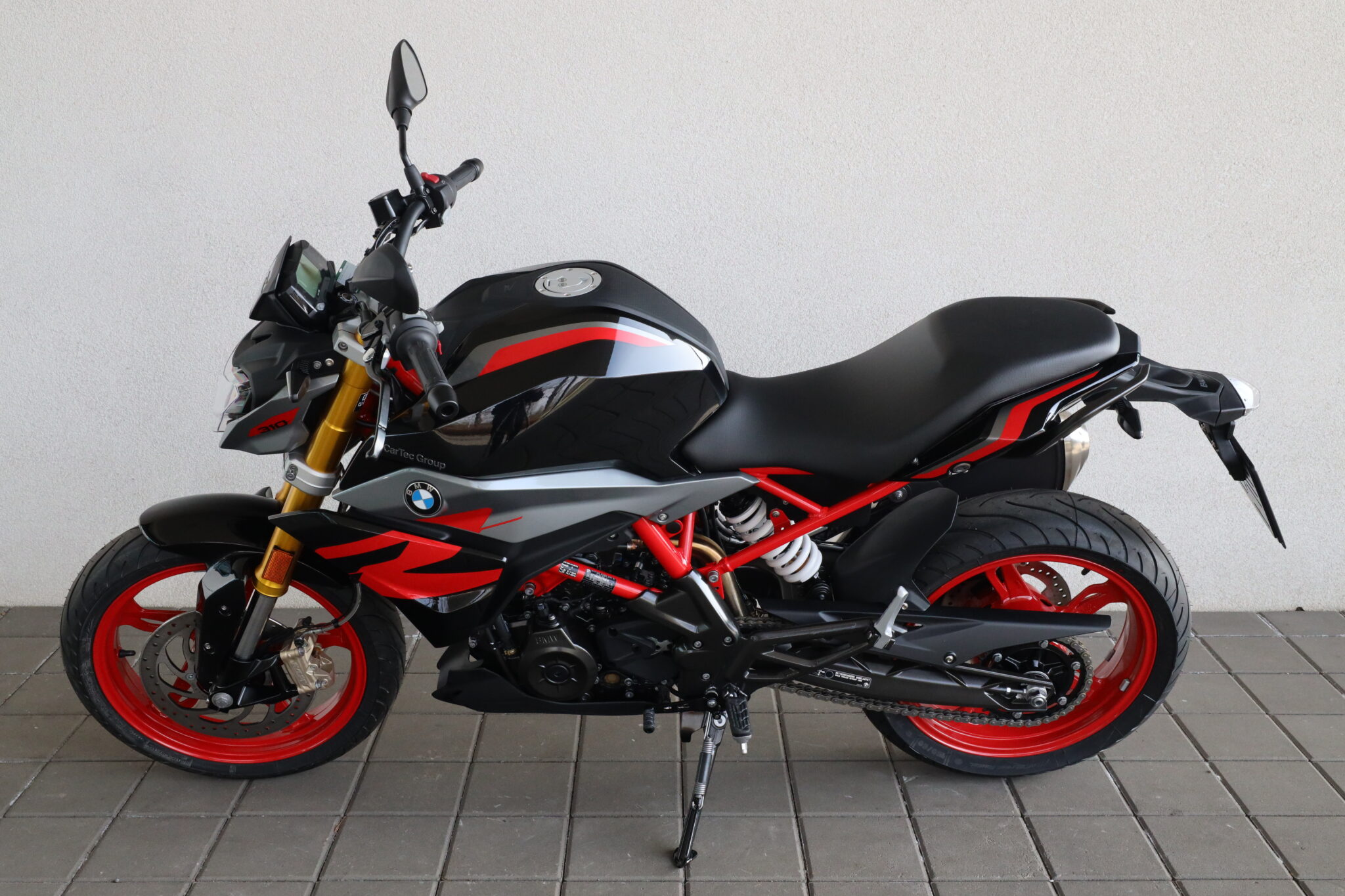 BMW G 310 R
