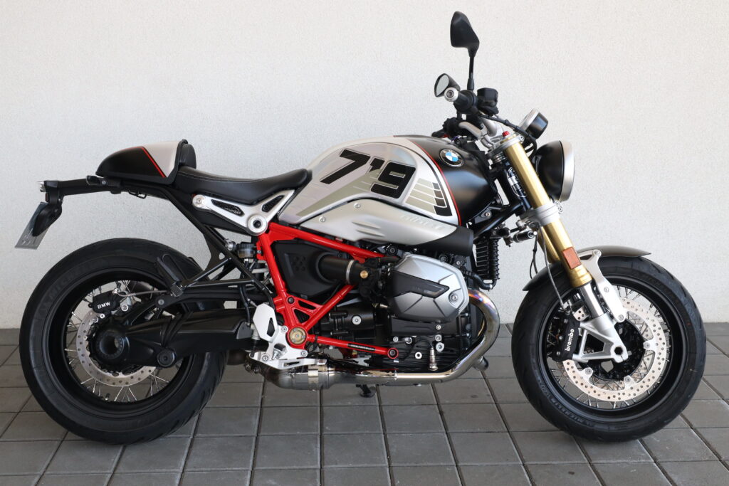 BMW R nineT